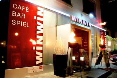 laloupe-zillertal-winwin-bar-cafe-02 laloupe-zillertal-winwin-bar-cafe-02
