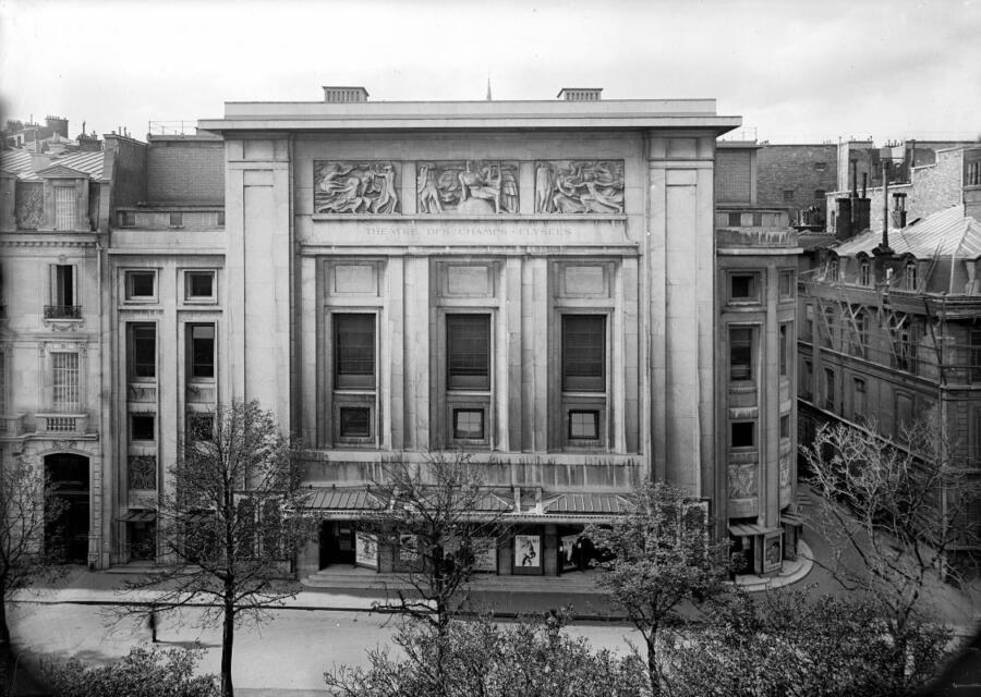 Theatre_ChampsElysee_NB