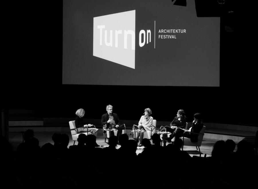 Turn-on-talk-march-2017-Ulrich-Dertschei-3