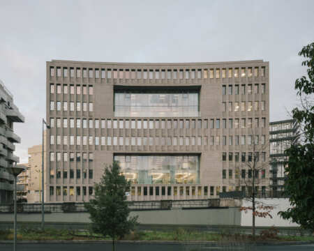 01-LAN-Institut-Leonard-de-Vinci-Nanterre-Charly-Broyez
