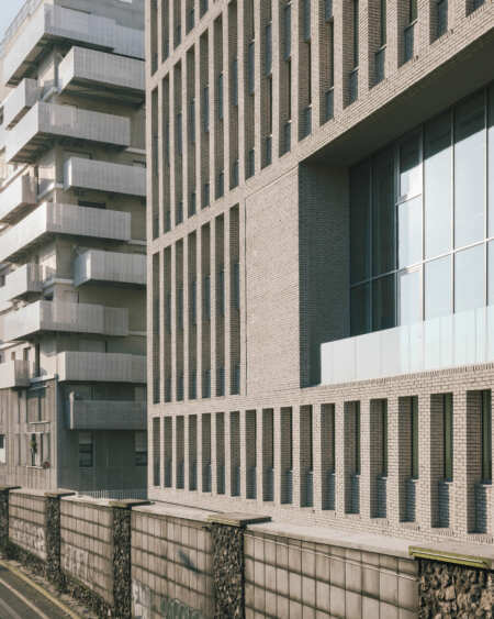 08-LAN-Institut-Leonard-de-Vinci-Nanterre-Charly-Broyez