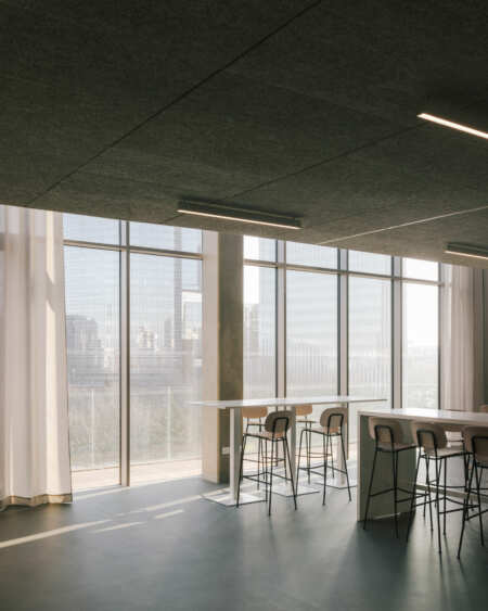 19-LAN-Institut-Leonard-de-Vinci-Nanterre-Charly-Broyez