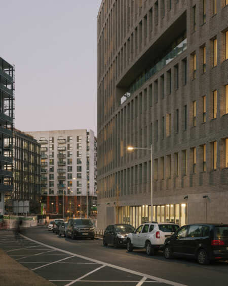 30-LAN-Institut-Leonard-de-Vinci-Nanterre-Charly-Broyez