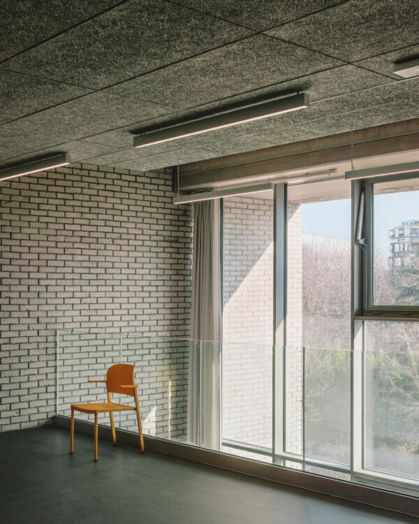 17-LAN-Institut-Leonard-de-Vinci-Nanterre-Charly-Broyez