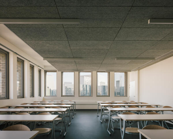 22-LAN-Institut-Leonard-de-Vinci-Nanterre-Charly-Broyez