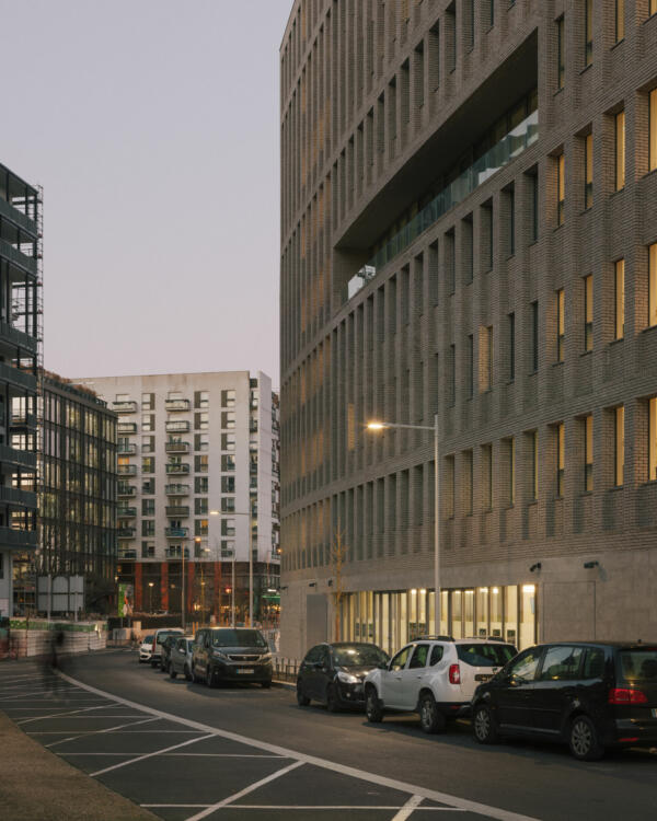 30-LAN-Institut-Leonard-de-Vinci-Nanterre-Charly-Broyez