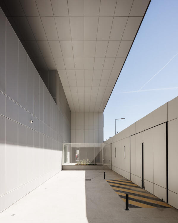03-Centre-de-Semi-liberte-Nanterre-Charly-Broyez