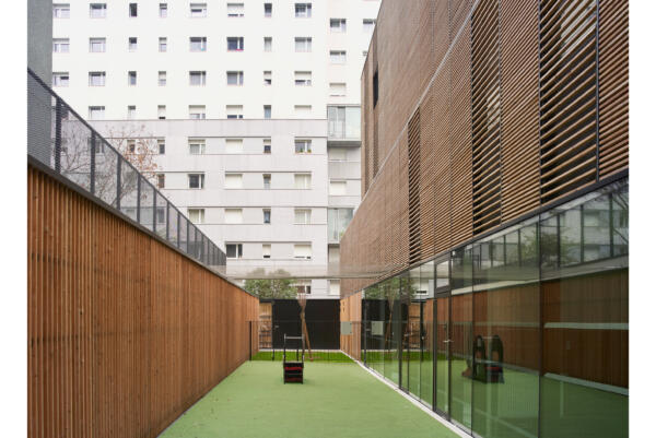 Com_Lan_CrecheRueDuClos_Paris20_Paris_C-Julienlanoo_20190107_102650-copy