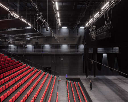 37-LAN-Theatre-du-Maillon-Strasbourg-Charly-Broyez