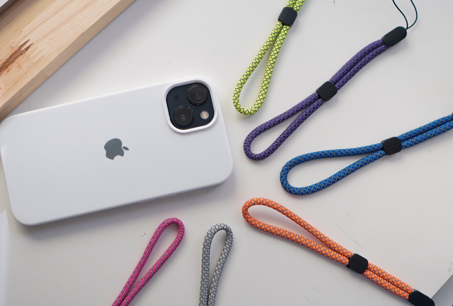 Novos modelos do Phone Leash migs, salva celular!