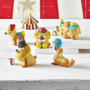 Lots of clearance bargains at Lakeland inc these gorgeous circus moulds