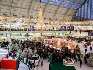 Win tickets to the Ideal Home Show at Christmas plus an overnight stay