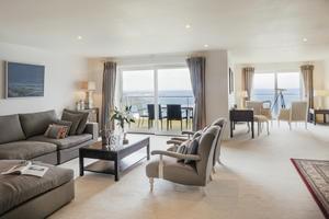 Win a 5 star luxury weekend break for 4 at Hawkes Point