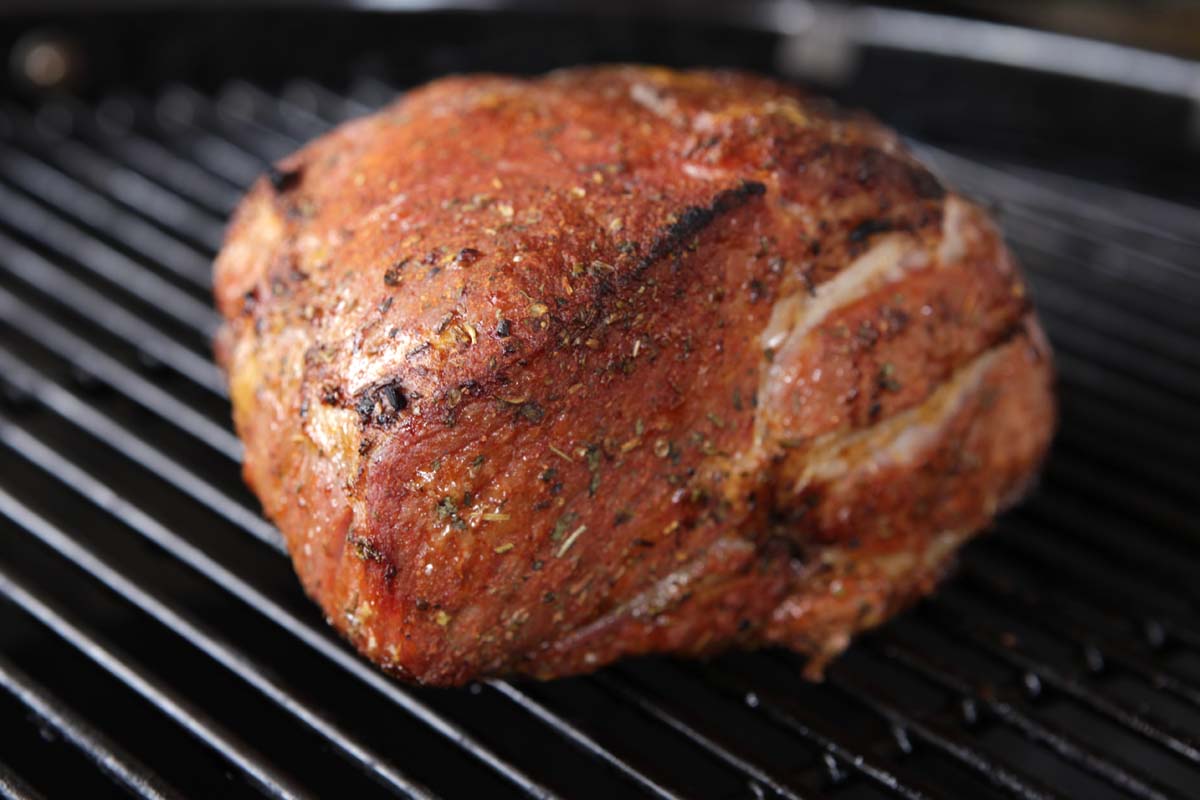 Schweinshalsbraten mit BBQ-Sauce