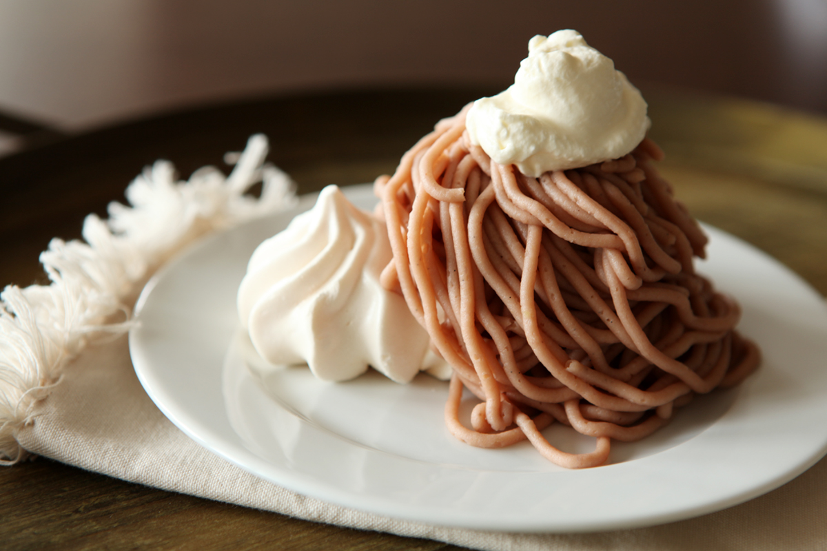 Vermicelles mit Meringue und Rahm