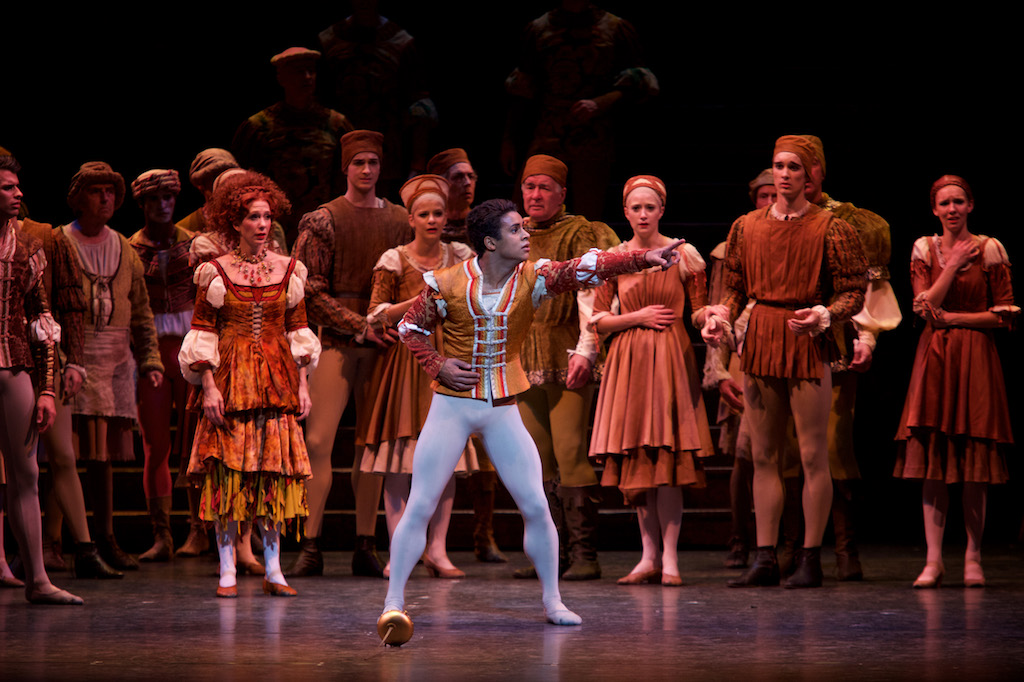 Romeo and Juliet 19/09/15, Copyright 2015 ROH. Photographed by Alice Pennefather Romeo and Juliet 19/09/15, Copyright 2015 ROH. Photographed by Alice Pennefather