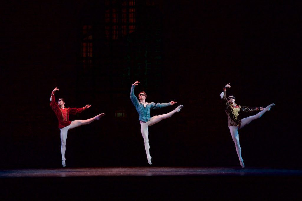 Romeo and Juliet 18/09/15, Copyright 2015 ROH. Photographed by Alice Pennefather Romeo and Juliet 18/09/15, Copyright 2015 ROH. Photographed by Alice Pennefather