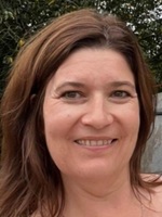 agent photo - emma mann