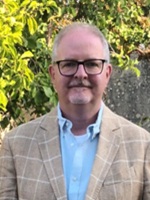 agent photo - adrian setright