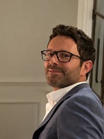 agent photo - nicolas peponnet
