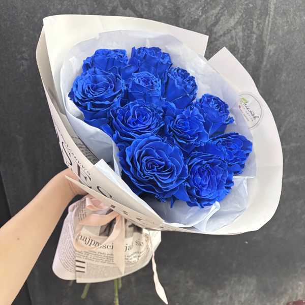 Букет из 11 синих роз