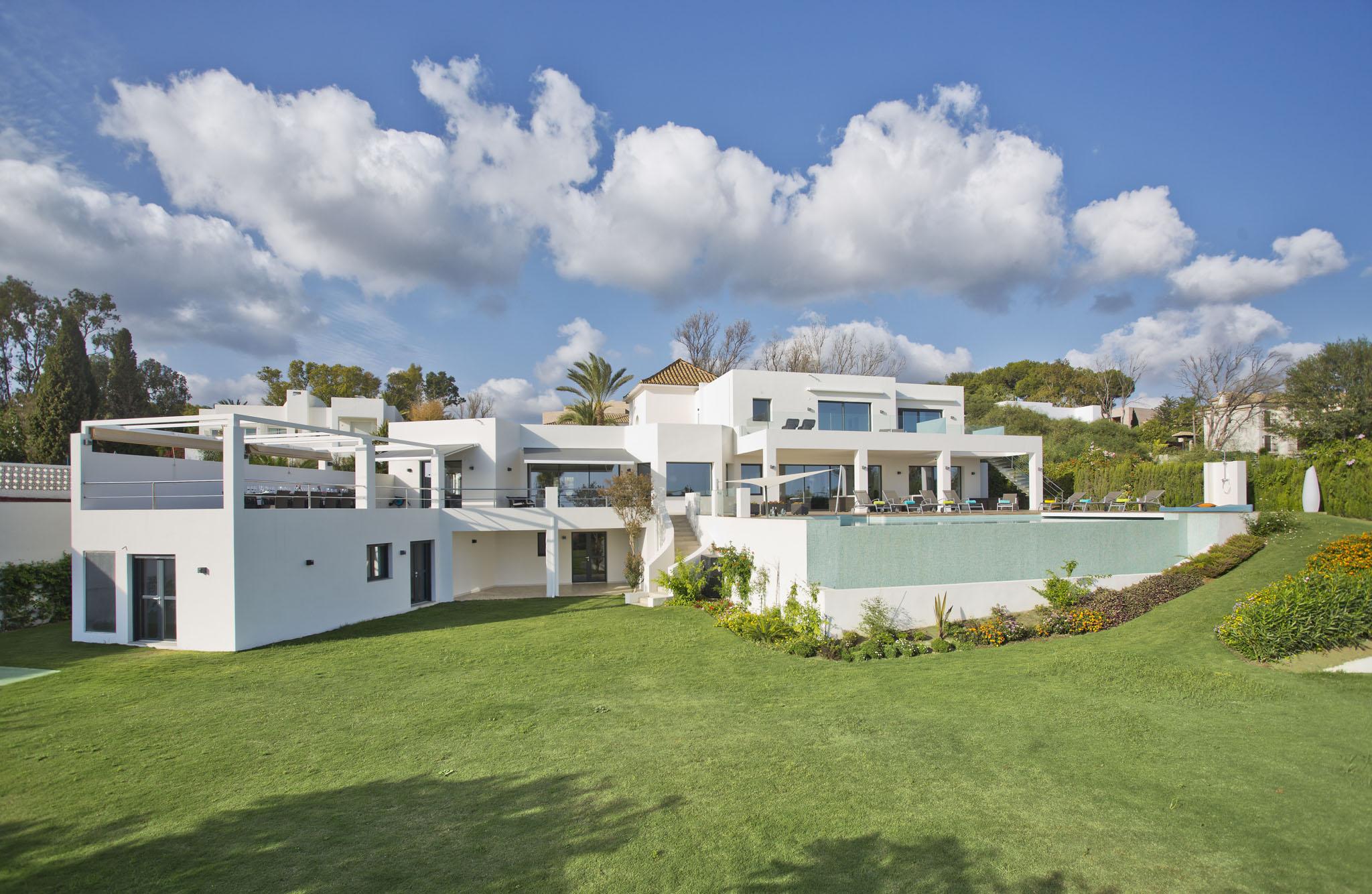 Villa Fossette, Luxury Villa available for Holiday Rental in Elviria, Marbella, Spain