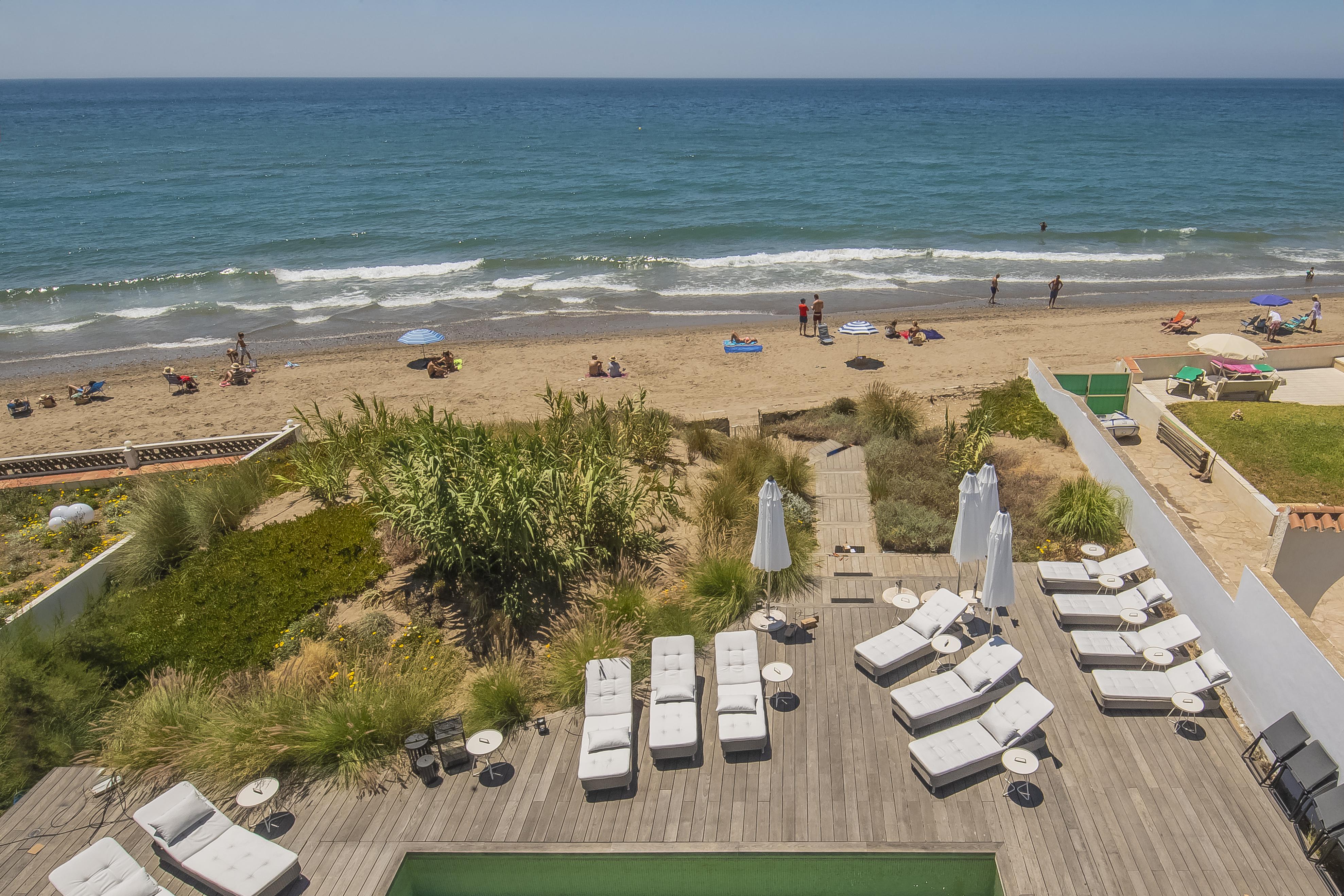 Costabella Beachfront, Villa available for Holiday Rental in Las Chapas, Marbella, Spain