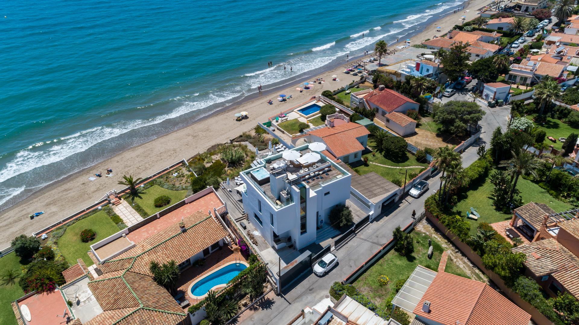 Costabella Beachfront, Villa available for Holiday Rental in Las Chapas, Marbella, Spain