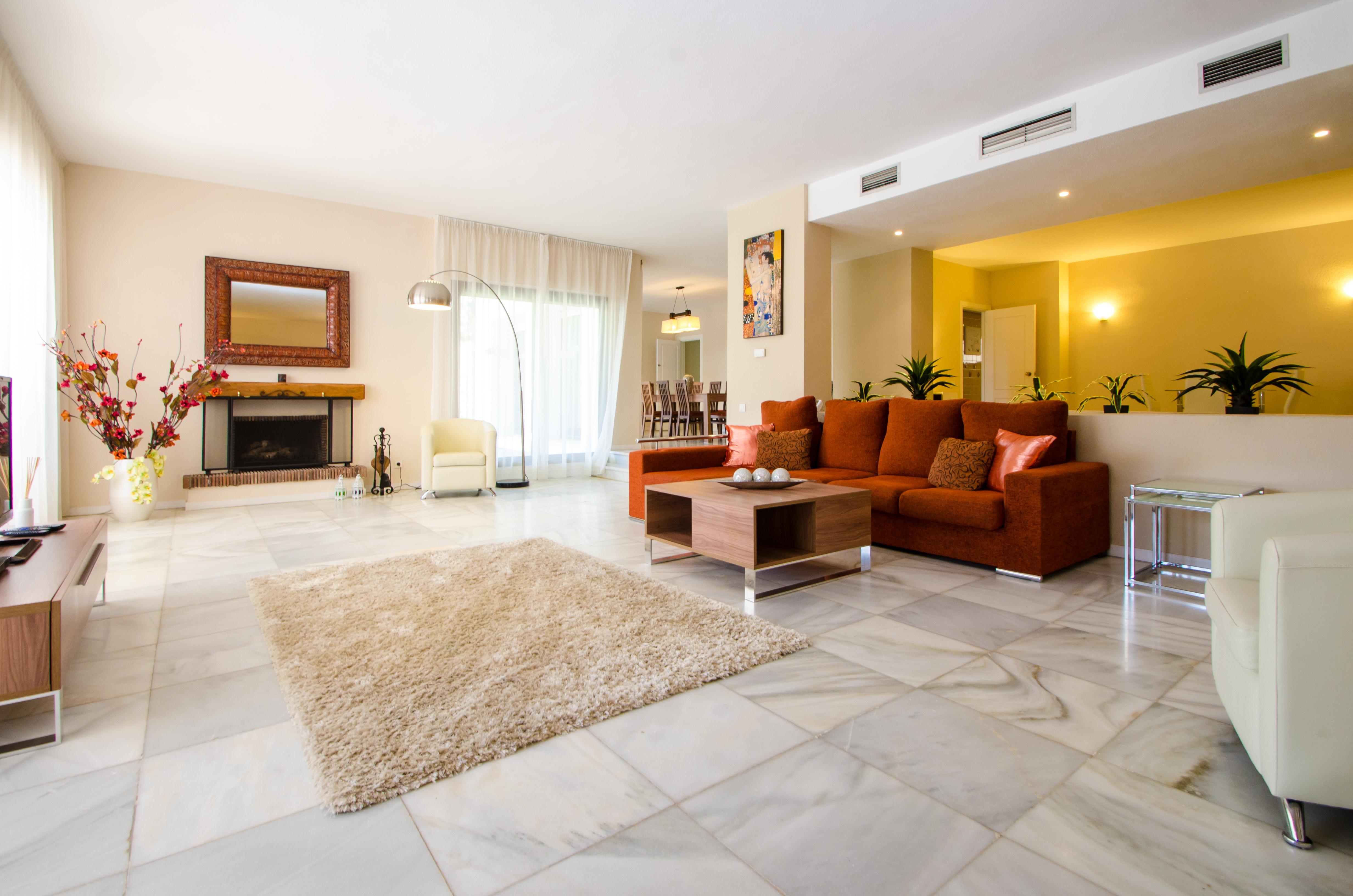 Villa Marina  6 bedrooms, Villa available for Holiday Rental in Puerto Banus, Marbella, Spain