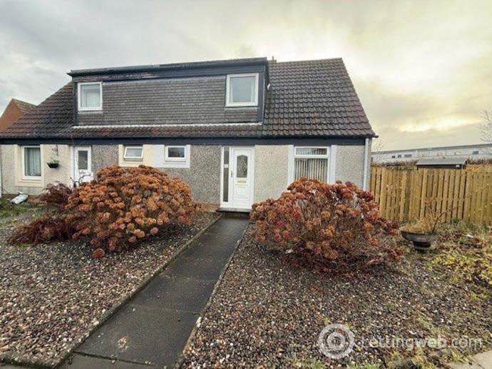 Property to rent in Lamberton Place, Fife
