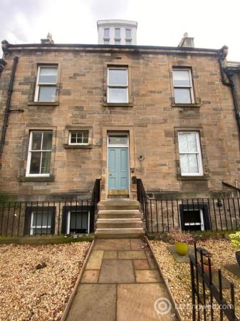 Property to rent in Henderson Row