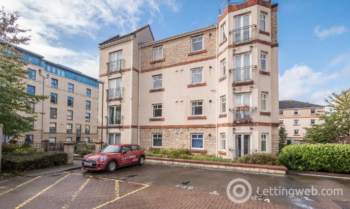 Property to rent in Sinclair Place, EDINBURGH, EH11