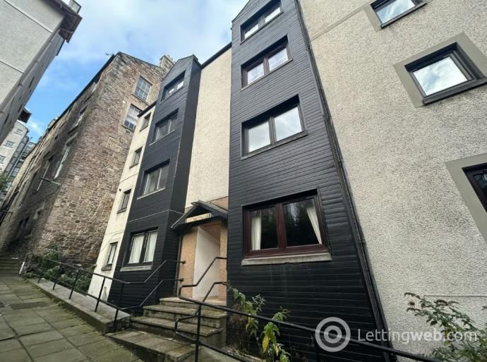 Property to rent in Bells Wynd, Edinburgh, EH1