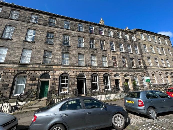 Property to rent in St Patrick Square, Edinburgh, EH8