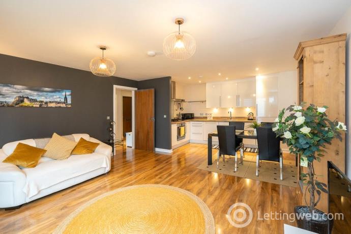 Property to rent in Kimmerghame Path, Edinburgh, EH4