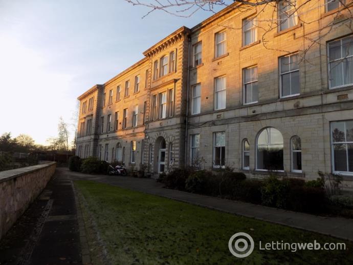Property to rent in 22 Erskine Beveridge Court