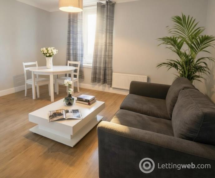 Property to rent in Hilltown, Dundee,