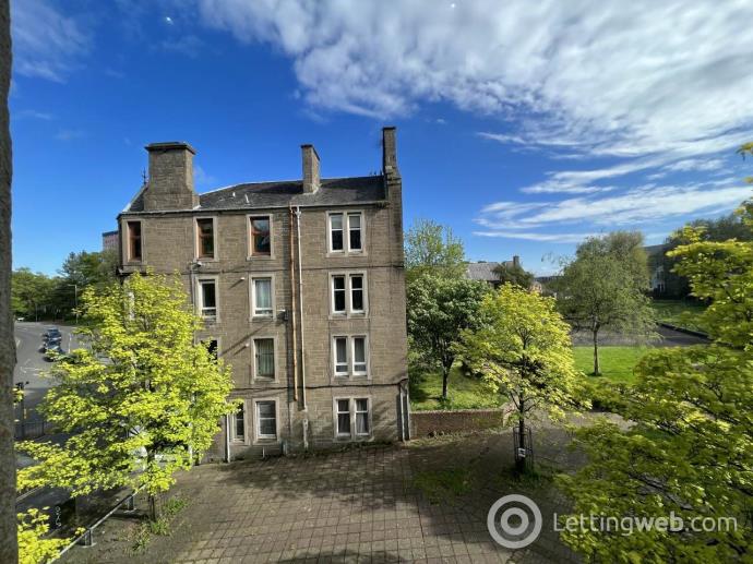 Property to rent in Lochee Road, Dundee,