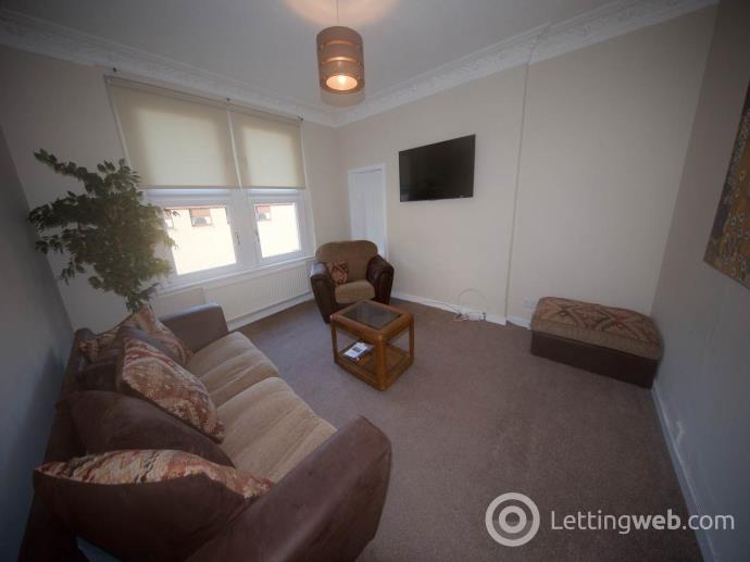 Property to rent in Court Street, Dundee