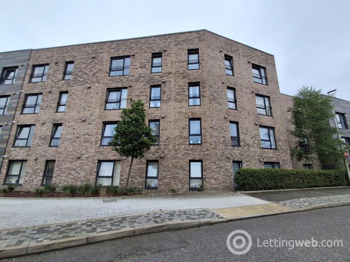 Property to rent in 25 Deer Park Grove, Aberdeen