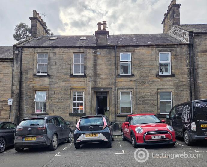 Property to rent in Queen Street, Stirling, Stirlingshire, FK8
