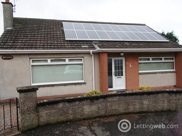 Property to rent in Strathblair Avenue