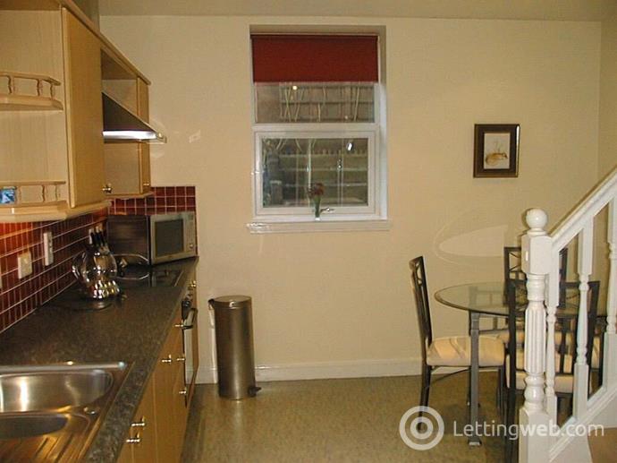 Property to rent in 32a Hamilton Place, Aberdeen, AB15 4BH