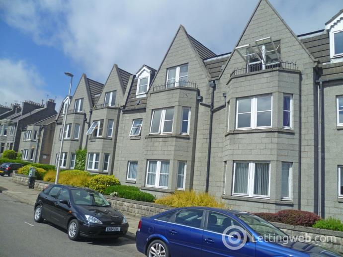Property to rent in 11 Albury Gdns, Aberdeen, AB11 6FL