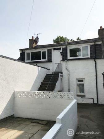 Property to rent in 12a Piries Lane, First Floor Flat, AB24