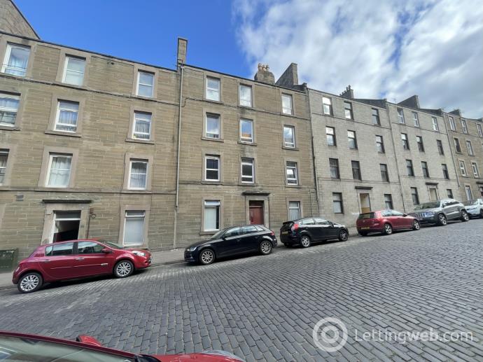 Property to rent in 21 G/L Rosefield Street, Dundee, DD1 5PR