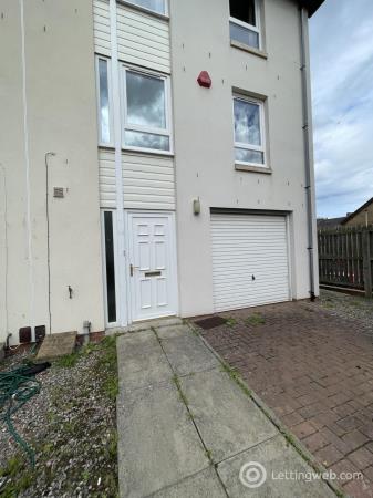 Property to rent in Friary  Gardens, DUNDEE, DD2