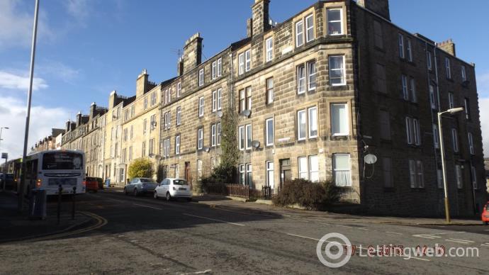 Property to rent in 259 (H) 2/2 Blackness Road