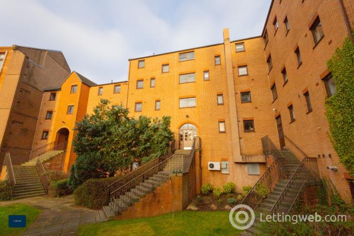 Property to rent in Flat 2/1, 17 Albion Gate, Glasgow G1 1HF