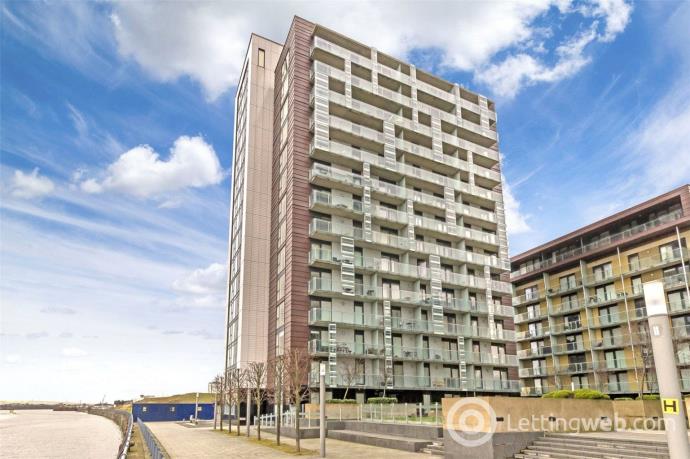 Property to rent in Flat 10/4 354 Meadowside Quay Walk, Glasgow, G11 6EE